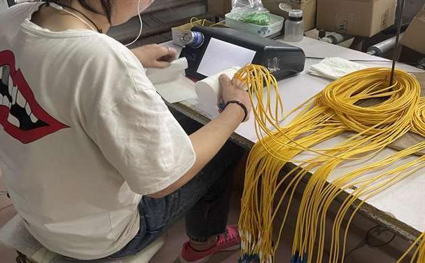湛江市网络工程中几种常用的光纤连接器